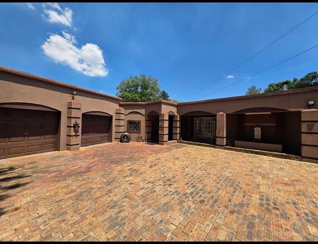 3 BEDROOM HOUSE FOR SALE IN SASOLBURG EXT 4